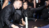 Том Брейди и Ким Кардашян флиртуват отново на блекджек партито на Jay-Z