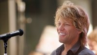 45 години по-късно - Джон Бон Джоуви си спомни за първия договор в кариерата си 