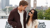 Флиртува с Остин Бътлър, разхожда се с Хари Стайлс - Зоуи Кравиц съвсем обърка феновете