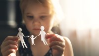 4 житейски борби, причинени от емоционално пренебрегване в детството