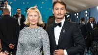 Как Брандън Томас Лий трансформира имиджа на майка си Памела Андерсън 