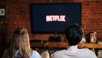 Netflix купува Warner Bros. Discovery и светът на киното се преобръща