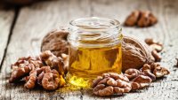 Бюти съвети: Опитайте орехово масло за кожата