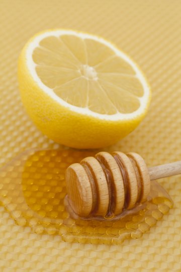 Маска за лице с мед и лимон за чиста и сияйна кожа - Tialoto