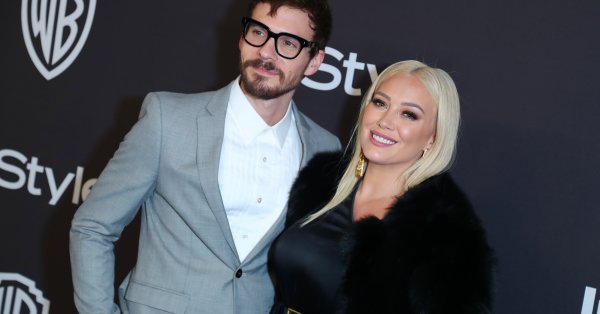 Хилари Дъф и Матю Кома празнуват годишнина от сватбата Актрисата