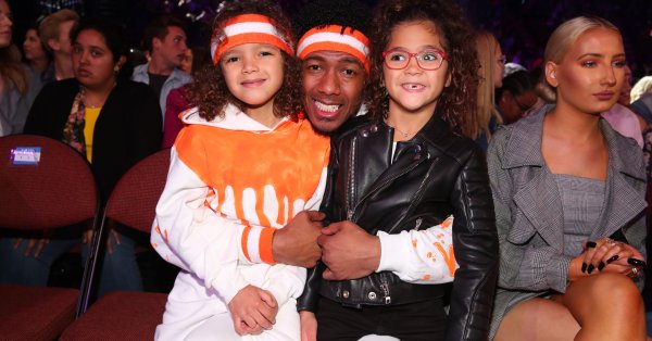 Вярвате или не Ник Кенън продължава да увеличава семейството си Актьорът