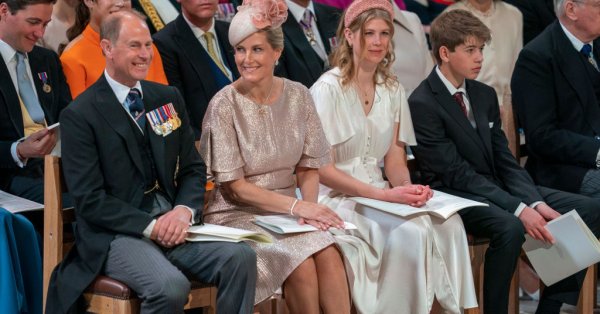 Внучката на кралицата лейди Луиз Уиндзор е приела да работи