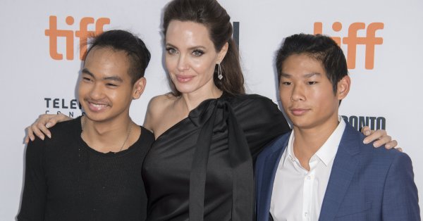 Новият филм на Анджелина Джоли се е превърнал в семейна