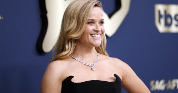 Кой не обожава усмихнатата и забавна Рийз Уидърспун През последните