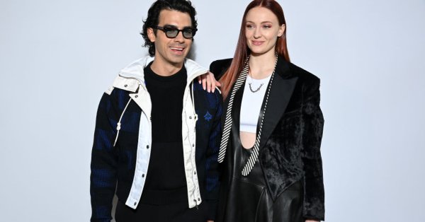 Софи Търнър и Джо Джонас пренесоха любовта си отвъд океана В