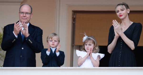 Здравословното състояние на принцеса Шарлийн предизвиква огромен интерес не само