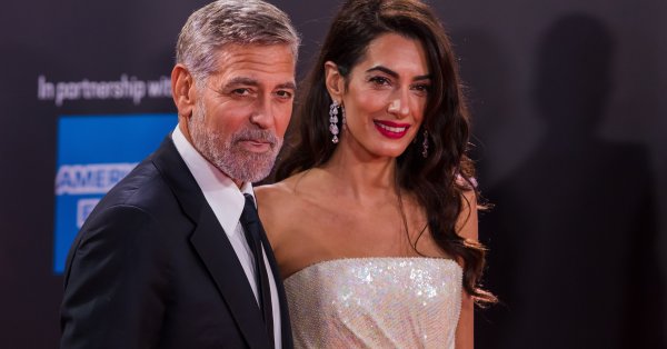 Амал Клуни рядко коментира личния си живот но след като