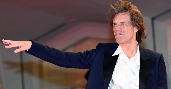 За да отпразнуват края на дългия локдаун във Великобритания рок