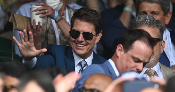 След като комикът друга звезда направи същото появявайки се в