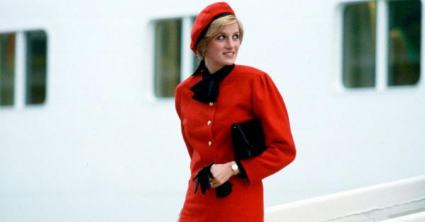 Домът на принцеса Даяна където тя живее със свои приятелки