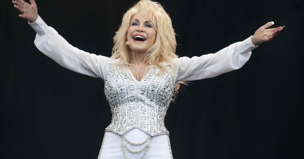 На 19 януари 2022 г Доли Партън ще стане на