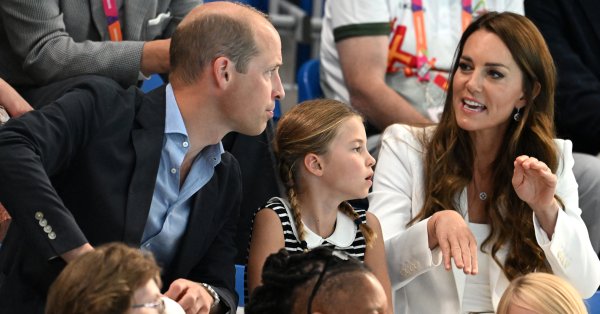 Принц Уилям и Кейт Мидълтън заедно със 7 годишната си дъщеря