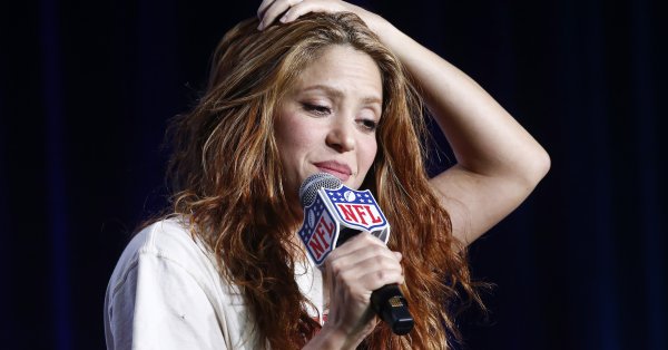 Шакира очевидно не приема добре новата любов на бившия си