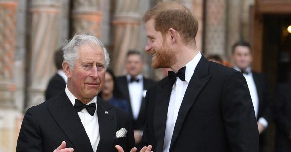 Източници близки до кралското семейство твърдят че принц Чарлз е