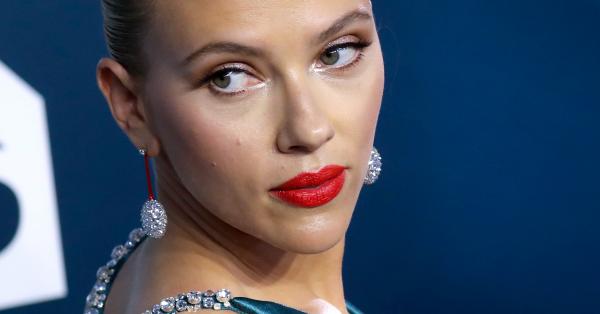 Скарлет Йохансон има ново поприще Холивудската звезда подобно на много