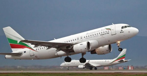 От 17 юни националният превозвач България Еър стартира сезонни полети
