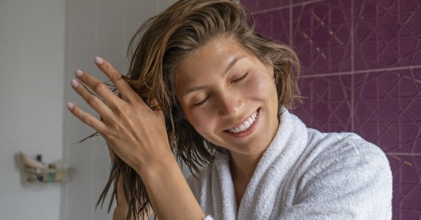 Ако търсите най лъскавата и бляскава коса без много усилия тогава