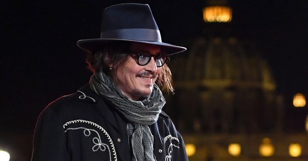 Изглежда че Джони Деп е решил да спечели на всяка