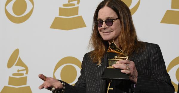 Ози Озбърн твърди че е застрелял куп кучета и котки