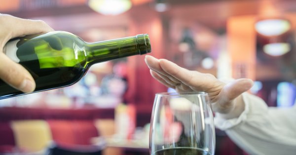 Пиенето на алкохол е вредно когато се превърне в навик