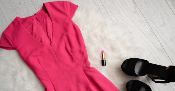 Яркорозово Безспорно това е най актуалният цвят за сезон пролет лято 2021