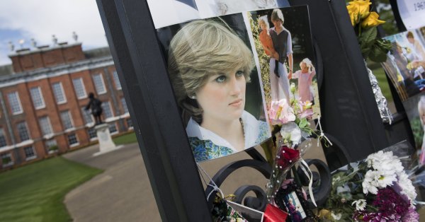 Малко преди да се разведе принцеса Даяна дава интервю за