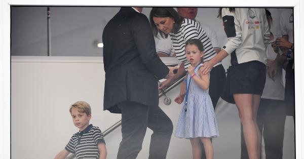 Майката на херцогинята на Кеймбридж 66 годишната Карол Мидълтън отгледа успешно