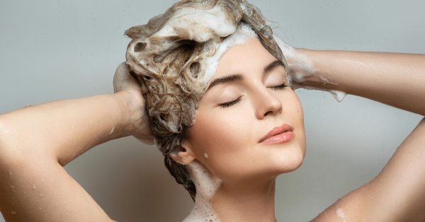 Грижата за вашата коса през пролетта трябва да се промени