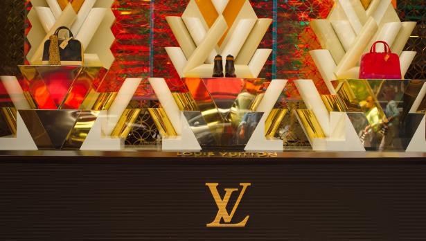 Новите чанти на Louis Vuitton – изрисувани от художници - Tialoto