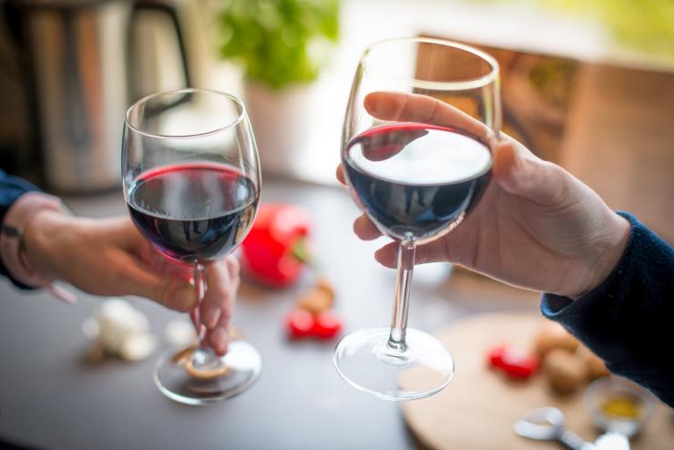 Вино – 6 доказани ползи от умерената му консумация - Tialoto